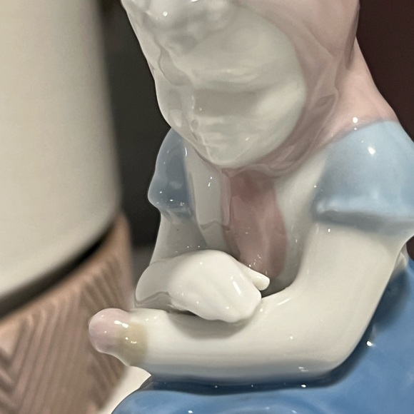 GEROLD PORZELLAN BAVARIA WEST GERMANY GIRL WITH BUTTERFLY FIGURINE - Picture 5 of 12